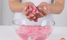 Strengthening nails at home