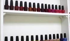 Which brand of shellac is better for nails?