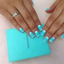 Choosing a shellac manicure design with tape: step-by-step master class
